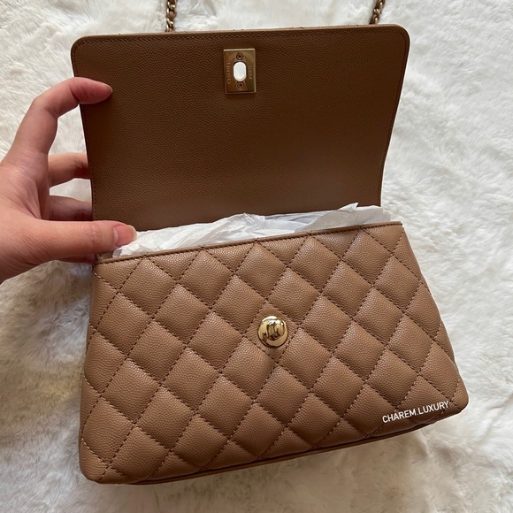 NWT 🤎 CHANEL 22K COCO Handle Small Dark Beige Caviar GHW Microchip Receipt - Picture 8 of 10